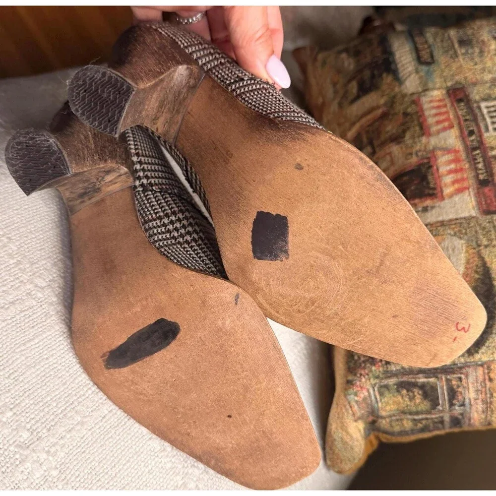 Vintage Plaid Heeled Oxfords | Leather Rose Appliqué Shoes, Portugal